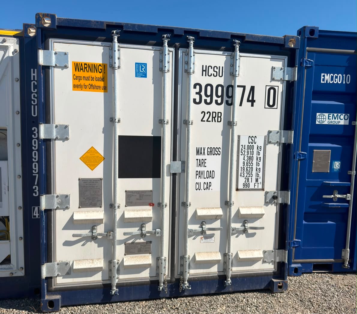 Offshore certified reefer container doors with CSC plates